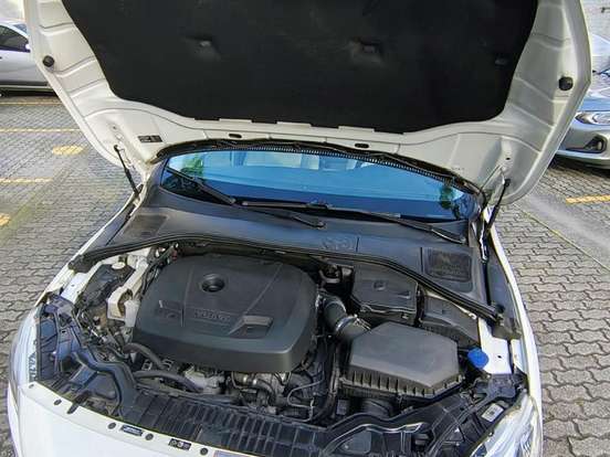 VOLVO-S60-2.0 T5 KINETIC 16V TURBO GASOLINA 4P AUTOMÁTICO VOLVO-S60-2015