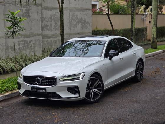 VOLVO S60 2.0 T8 R-DESIGN HÍBRIDO 4P AUTOMÁTICO