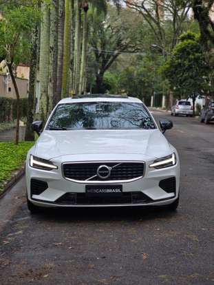 VOLVO-S60-2019