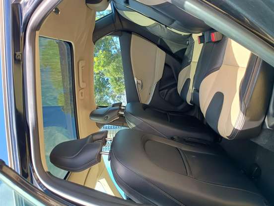 VOLVO-V40-2013