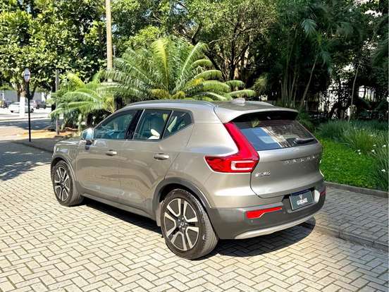 VOLVO-XC40-1.5 T5 RECHARGE MOMENTUM GEARTRONIC VOLVO-XC40-2021