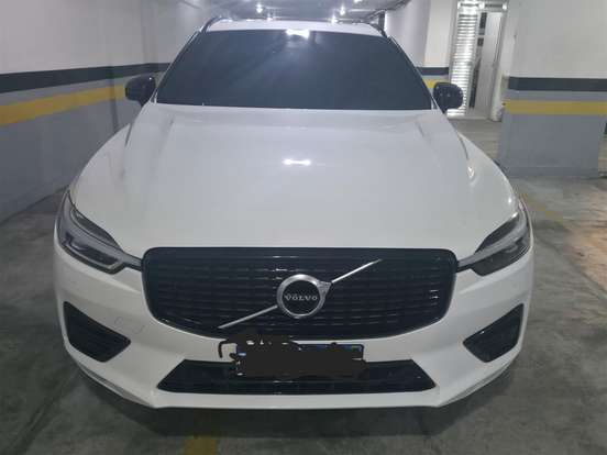 VOLVO-XC60-2018