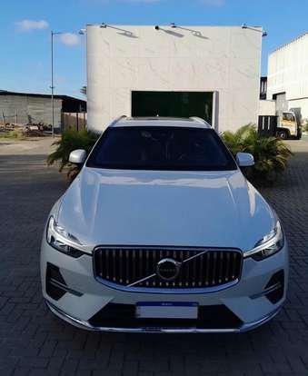 VOLVO-XC60-2022