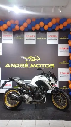 YAMAHA FZ25 FAZER CONNECTED ABS 