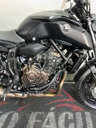 YAMAHA-MT-07 ABS-2025
