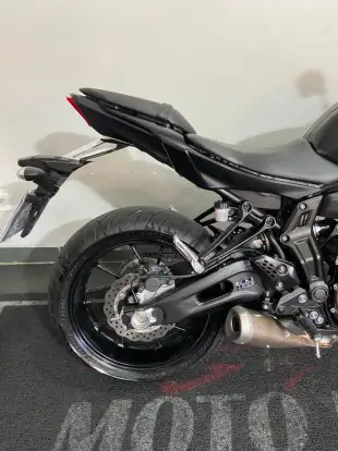 YAMAHA-MT-07 ABS-2025