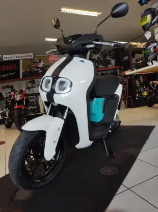 YAMAHA-NEOS CONNECTED YAMAHA-NEOS CONNECTED-2025