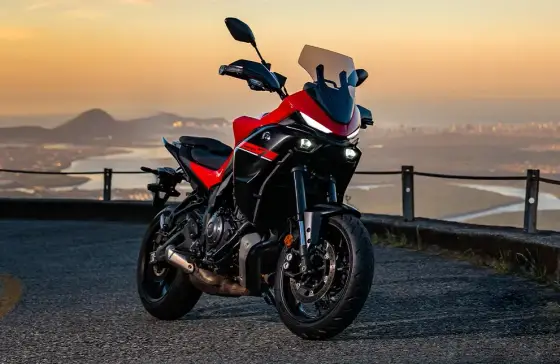 YAMAHA TRACER 7 