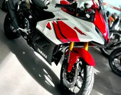 YAMAHA YZF R3 ABS CONNECTED 70th ANNIVERSARY YAMAHA YZF R3 ABS CONNECTED 70th ANNIVERSARY