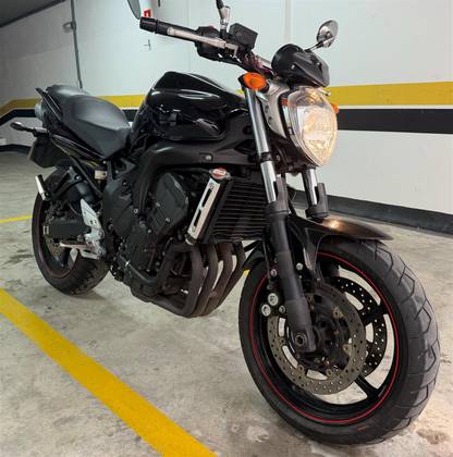 YAMAHA FAZER 600 
