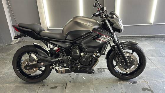 YAMAHA XJ6 N ABS 