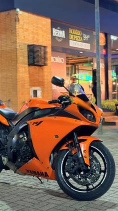 YAMAHA YZF R1 