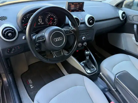 AUDI-A1-2011