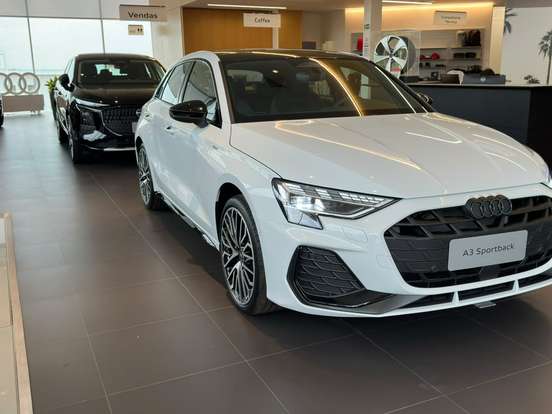 AUDI-A3-2.0 40 TFSI GASOLINA SEDAN PERFORMANCE BLACK S-TRONIC AUDI-A3-2026