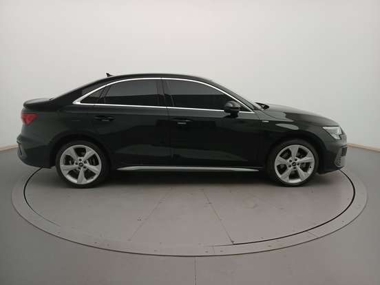 AUDI-A3-2024