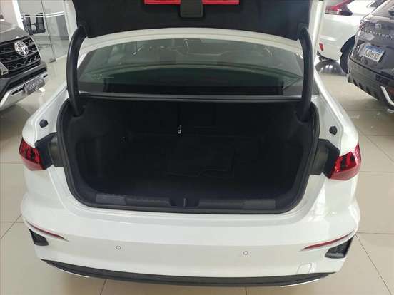AUDI-A3-2023