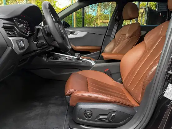 AUDI-A4-2019