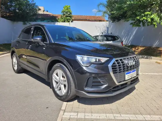 AUDI-Q3-2020