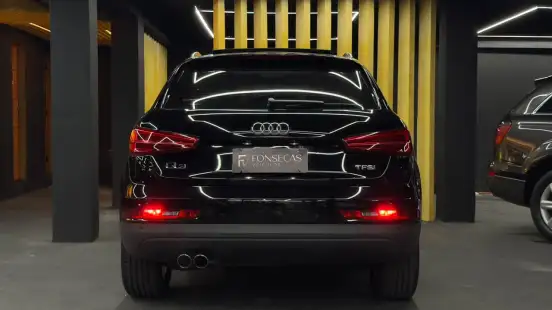AUDI-Q3-2018