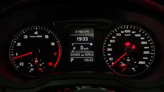 AUDI-Q3-2018