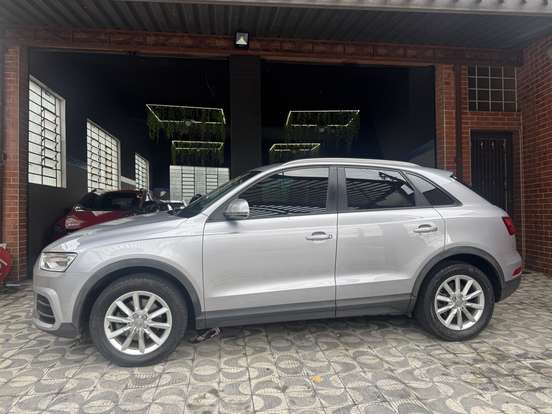 AUDI-Q3-2015