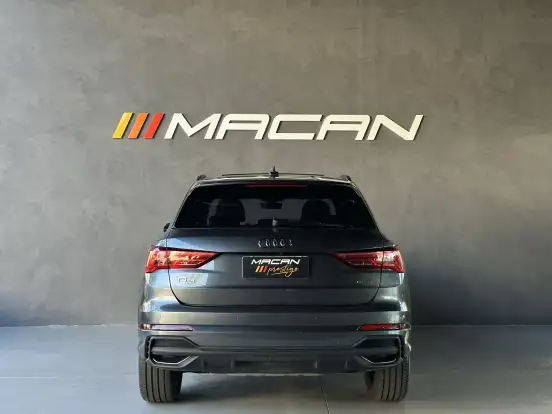 AUDI-Q3-2022