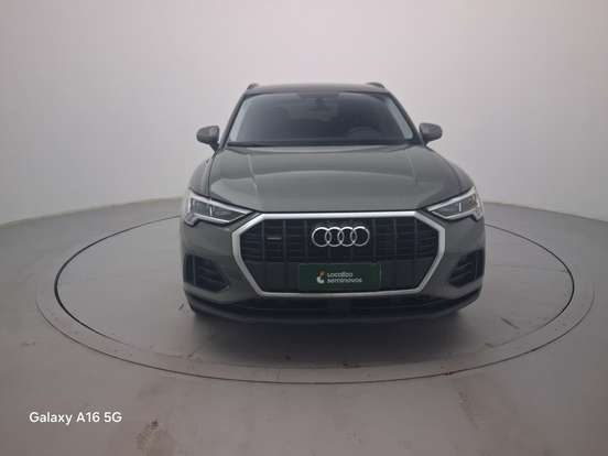 AUDI-Q3-2024