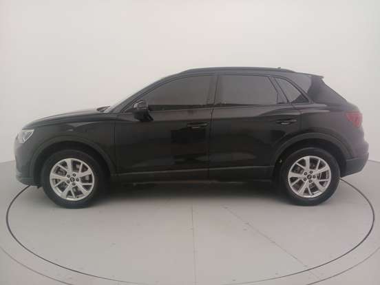 AUDI-Q3-2024