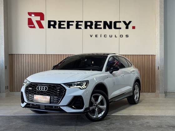 AUDI Q3 2.0 40 TFSI GASOLINA SPORTBACK PERFORMANCE BLACK QUATTRO TIPTRONIC