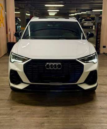 AUDI-Q3-2023
