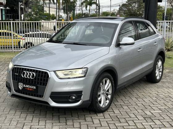 AUDI Q3 2.0 TFSI AMBITION QUATTRO 4P GASOLINA S TRONIC