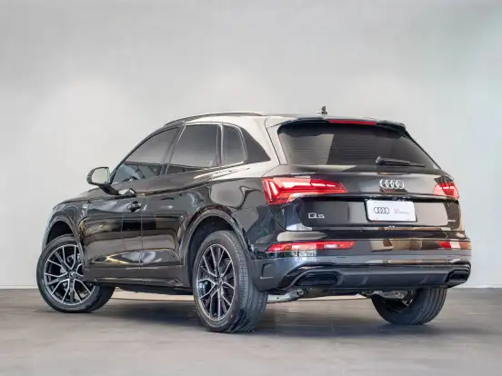 AUDI-Q5-2.0 45 TFSI GASOLINA S LINE BLACK QUATTRO S TRONIC AUDI-Q5-2024