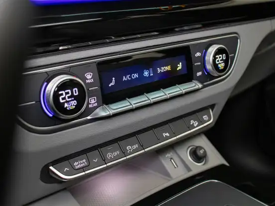 AUDI-Q5-2024