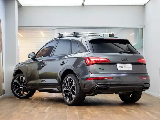 AUDI-Q5-2024