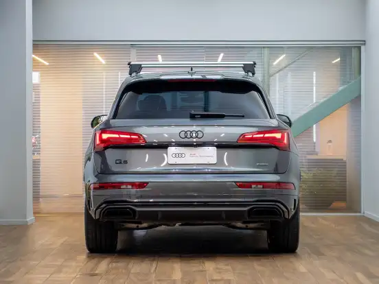 AUDI-Q5-2024