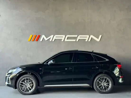 AUDI-Q5-2023