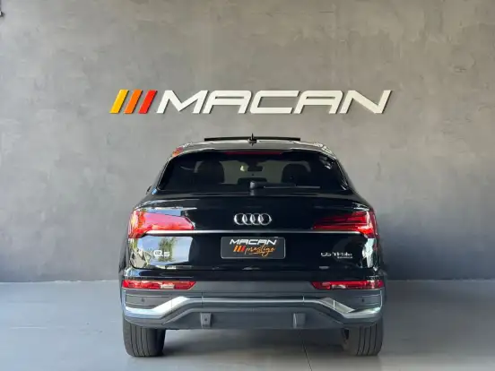 AUDI-Q5-2023