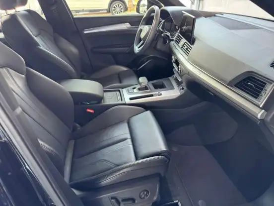 AUDI-Q5-2023