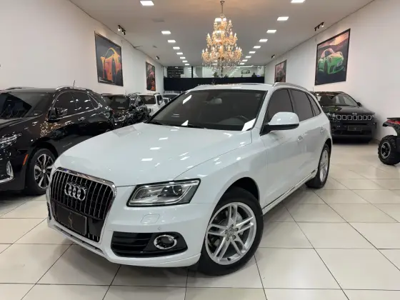 AUDI Q5 2.0 TFSI AMBIENTE 16V 225CV GASOLINA 4P AUTOMÁTICO