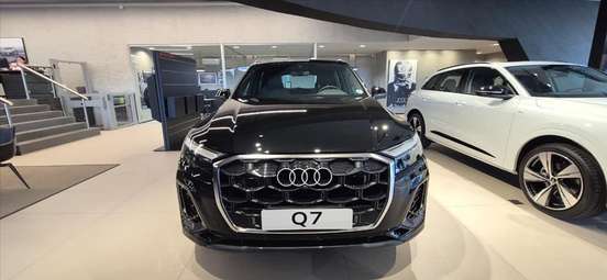 AUDI-Q7-2026