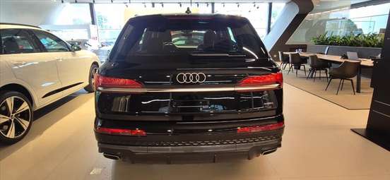 AUDI-Q7-2026