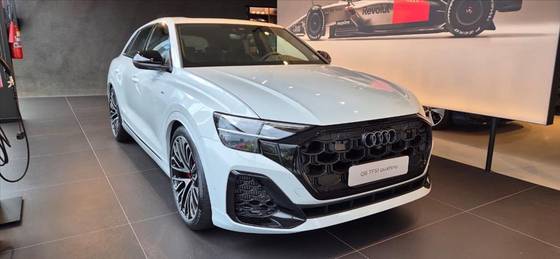 AUDI Q8 3.0 TFSI GASOLINA PERFORMANCE BLACK QUATTRO TIPTRONIC