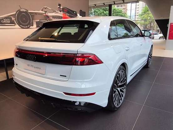 AUDI-Q8-3.0 TFSI GASOLINA PERFORMANCE BLACK QUATTRO TIPTRONIC AUDI-Q8-2025