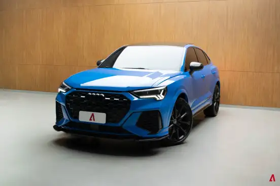 AUDI-RS Q3-2021