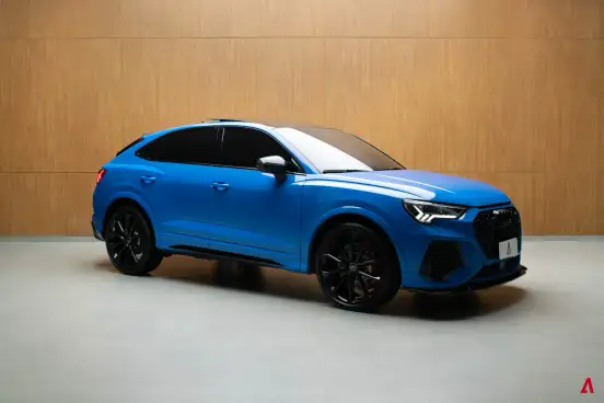 AUDI-RS Q3-2021