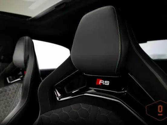 AUDI-RS3-2.5 TFSI GASOLINA SEDAN TRACK QUATTRO S-TRONIC AUDI-RS3-2025