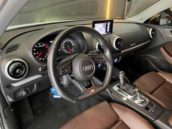 AUDI-A3-2019