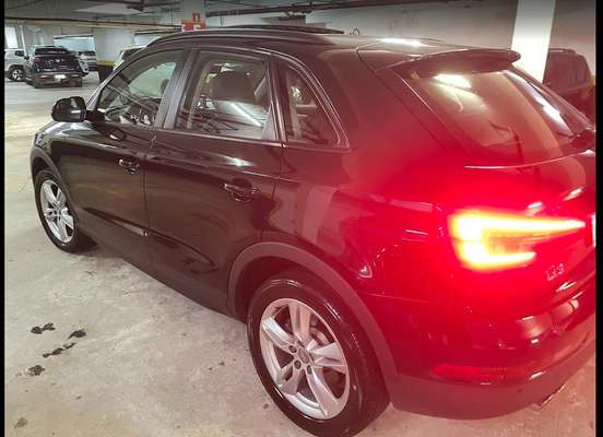 AUDI-Q3-2017