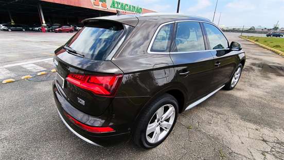 AUDI-Q5-2018