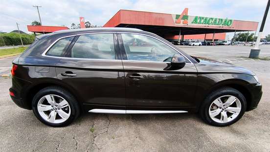 AUDI-Q5-2018